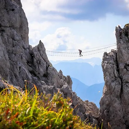 Alpstuga Soelle Enzian Huette *